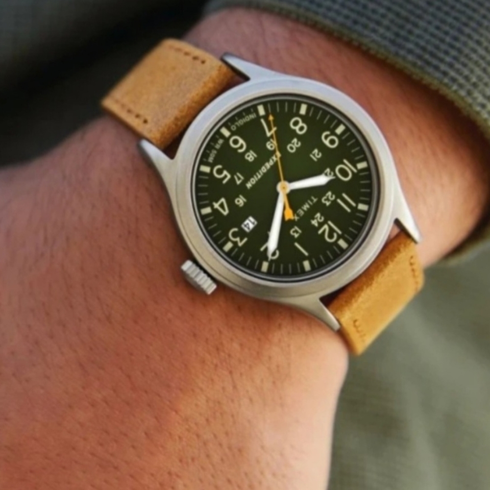 Timex Men's Expedition Scout  watch Date,Yellow Leather Strap, Indiglo TW4B23000 - Picture 2 of 7